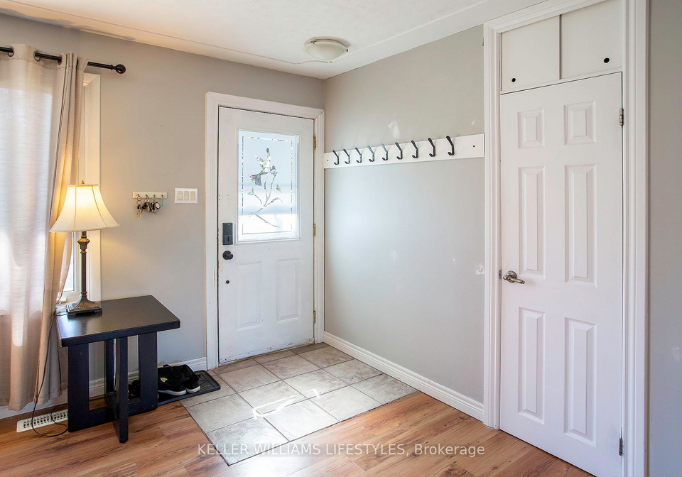 1043-eagle-drive-london-south-ontario-x13130100