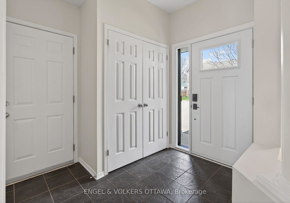101-scampton-drive-kanata-ontario-x13130112