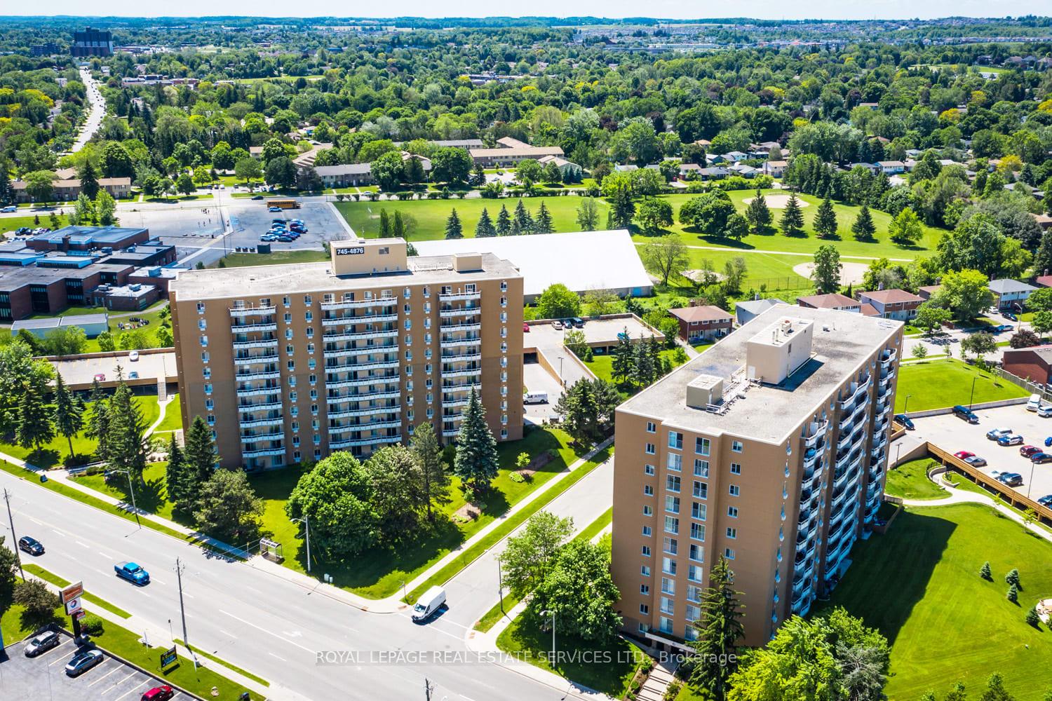 10-overlea-drive-kitchener-ontario-x13130182