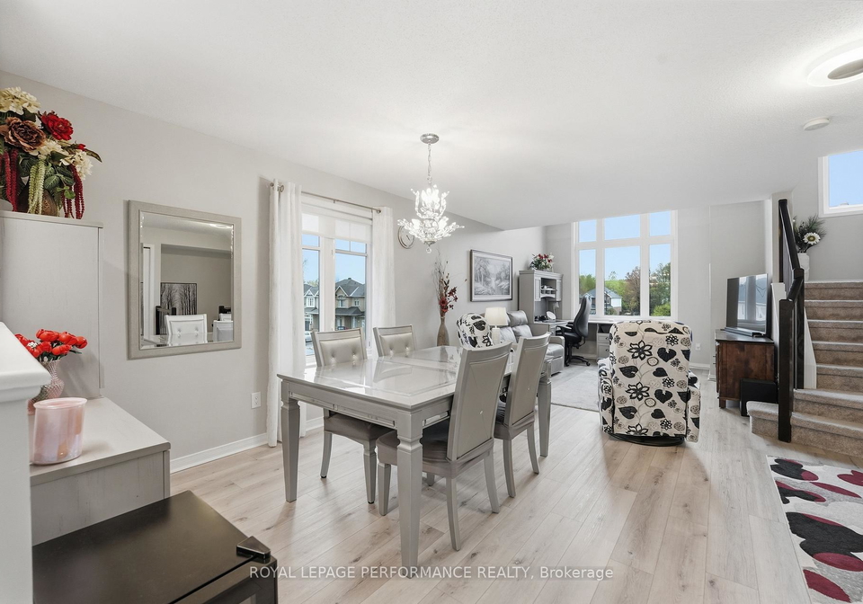 302-galston-ottawa-ontario-x13130496