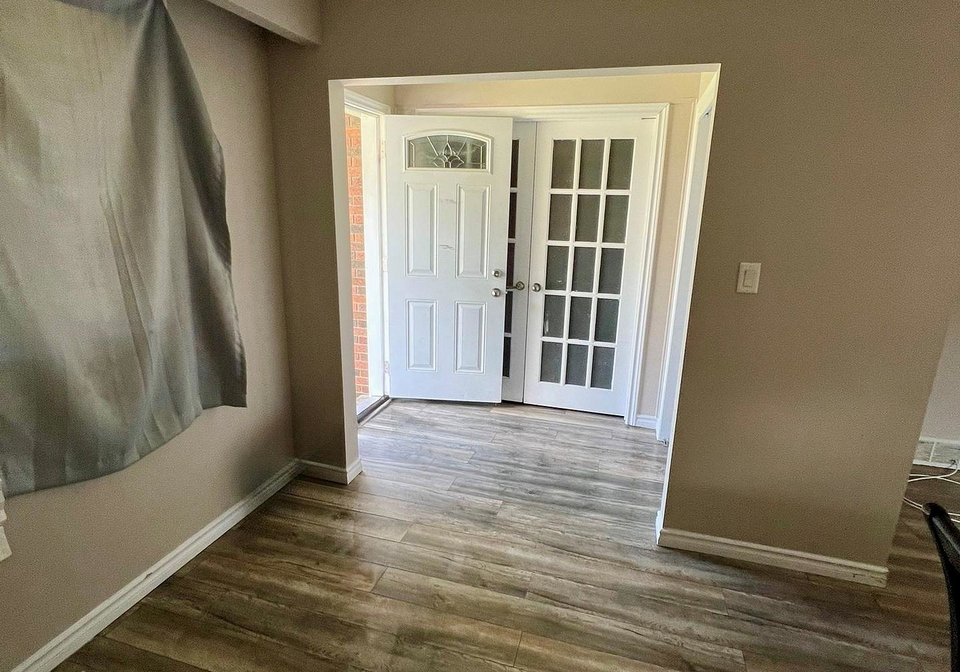 10-trelawn-parkway-welland-ontario-x13130550