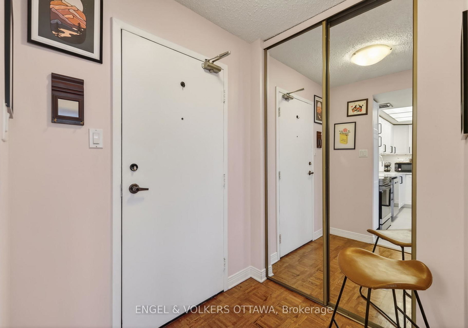 530-laurier-avenue-w-ottawa-ontario-x13130714