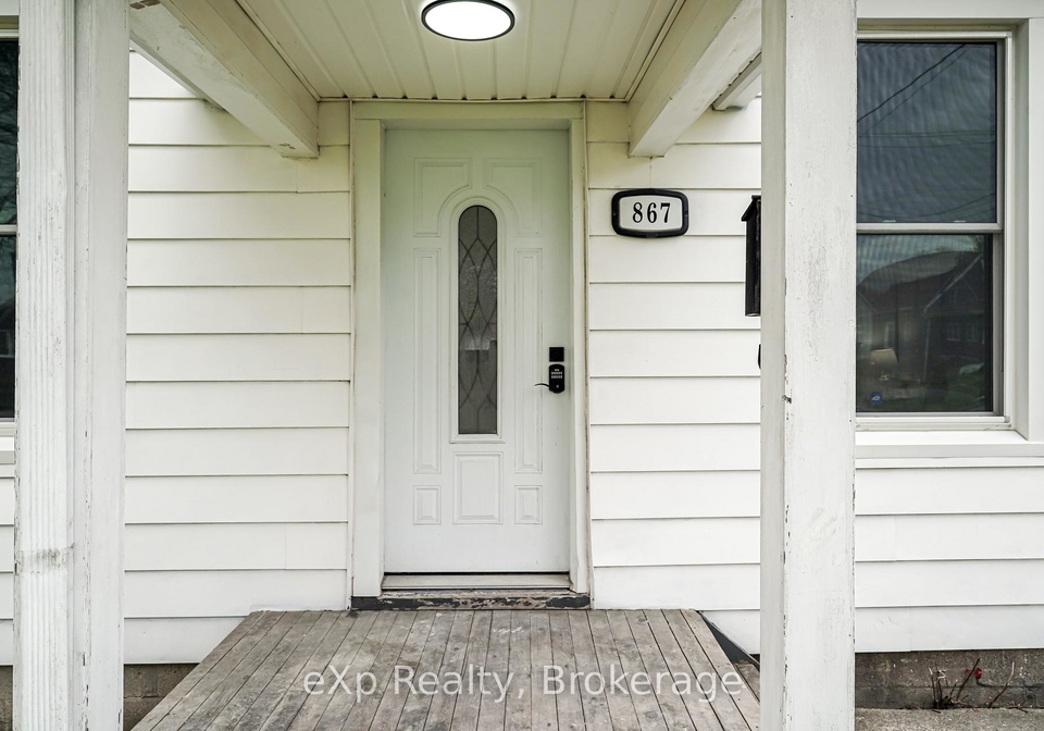 867-devine-street-sarnia-ontario-x13130730