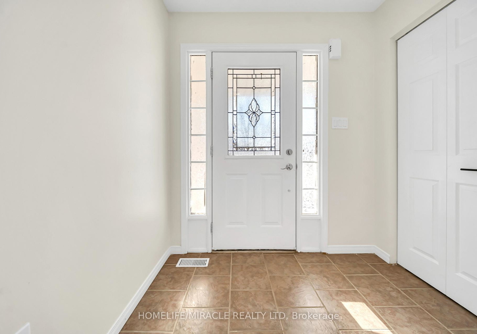 25-breesegarden-lane-guelph-ontario-x13130752