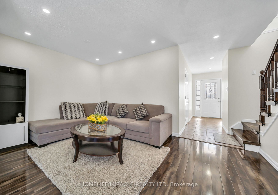 25-breesegarden-lane-guelph-ontario-x13130752
