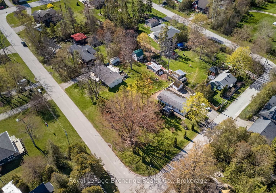 404-browns-lane-huron-kinloss-ontario-x13130936
