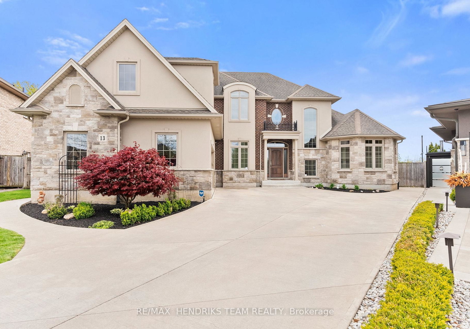 13-mclean-court-st-catharines-ontario-x13130980