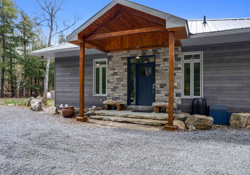 131-deer-haven-lane-lanark-highlands-ontario-x13131150