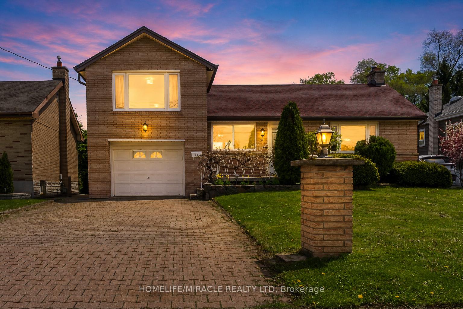 32-durham-road-hamilton-ontario-x13131218
