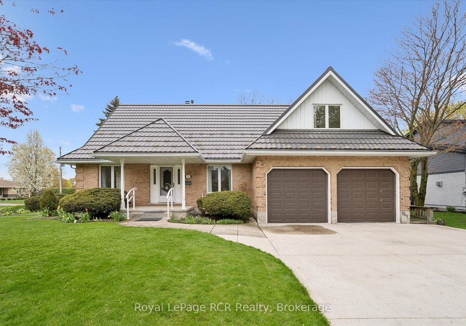 5-jackson-crescent-north-perth-ontario-x13131366