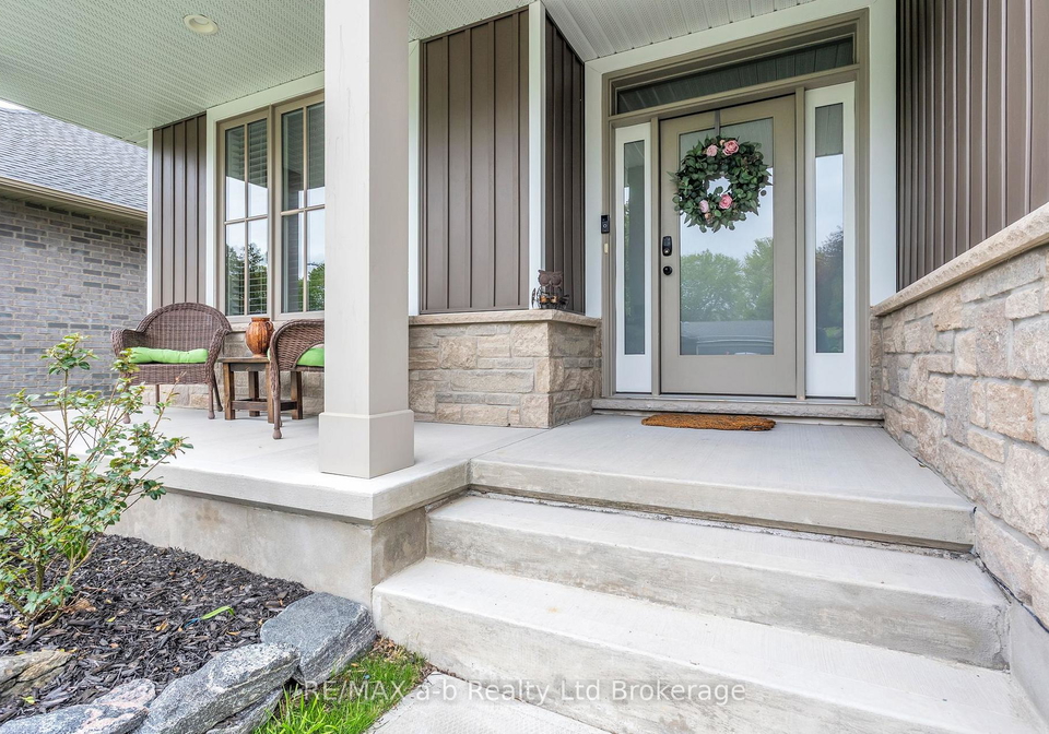 41-lowrie-crescent-tillsonburg-ontario-x13131382