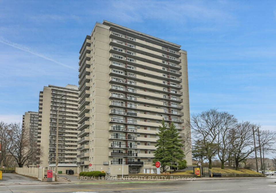 158a-mcarthur-avenue-ottawa-ontario-x13131396