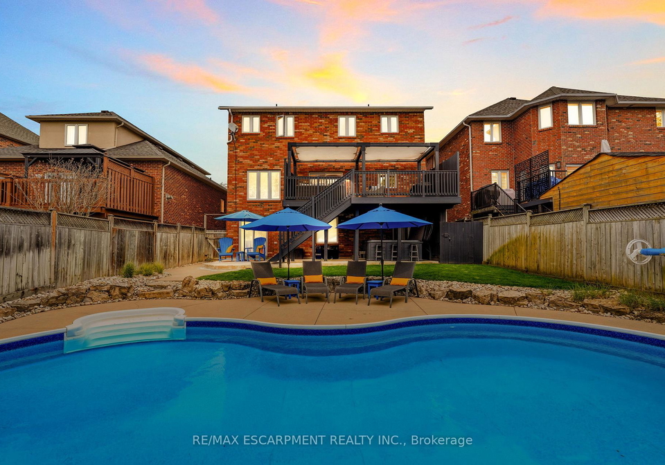 5-volterra-court-hamilton-ontario-x13131506