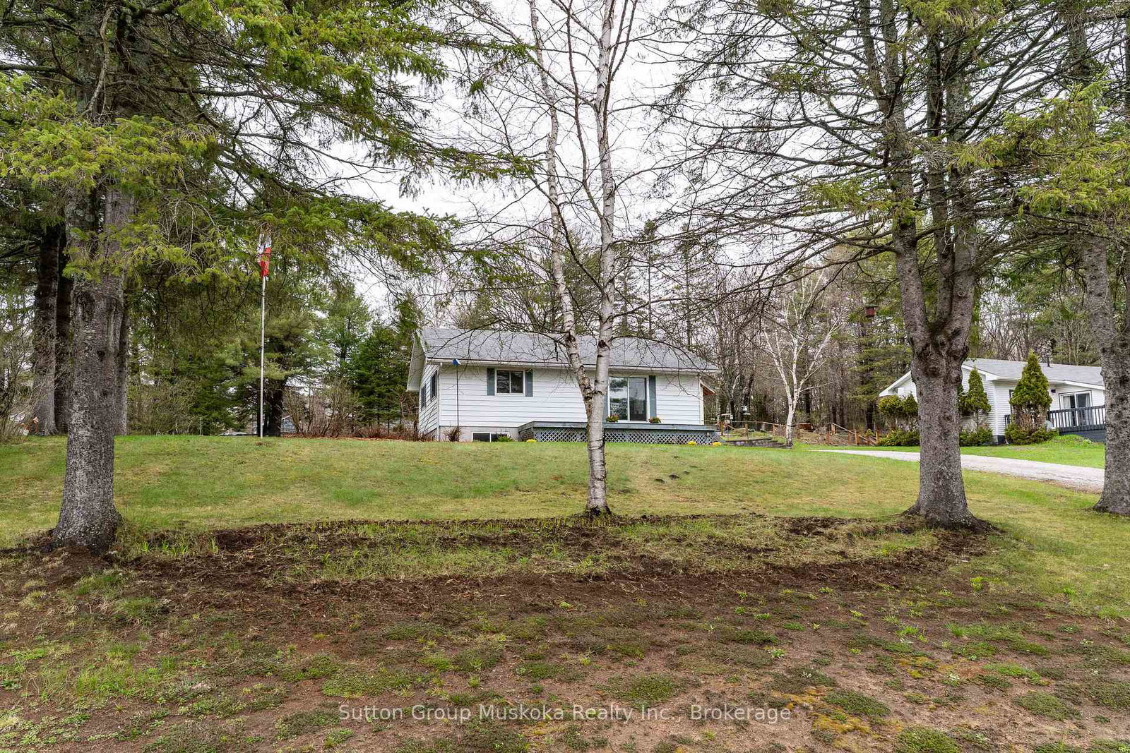 64-spruce-drive-huntsville-ontario-x13131536
