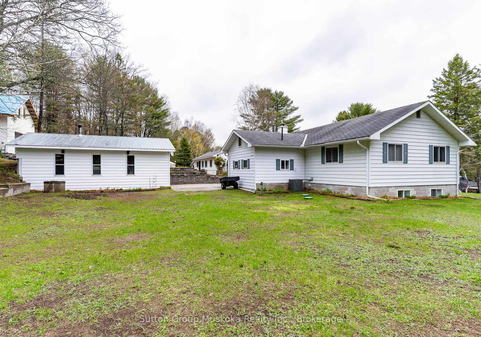 64-spruce-drive-huntsville-ontario-x13131536