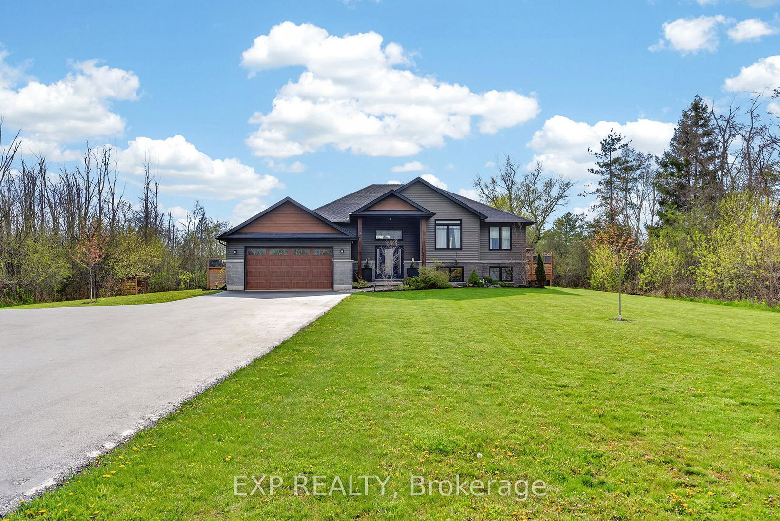 20109-loyalist-parkway-prince-edward-county-ontario-x13131894