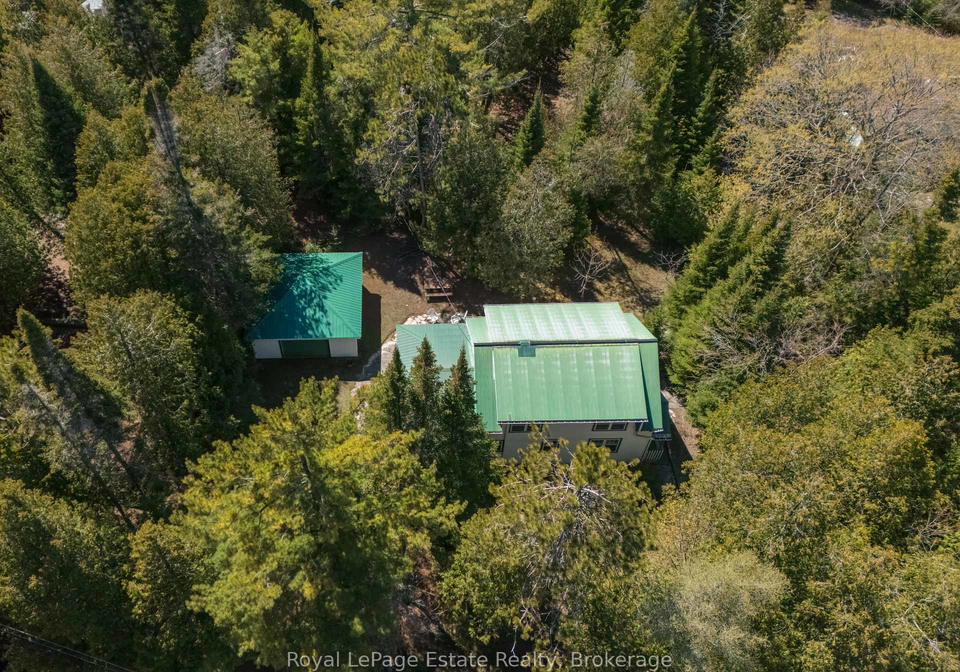 138-third-avenue-n-south-bruce-peninsula-ontario-x13131906