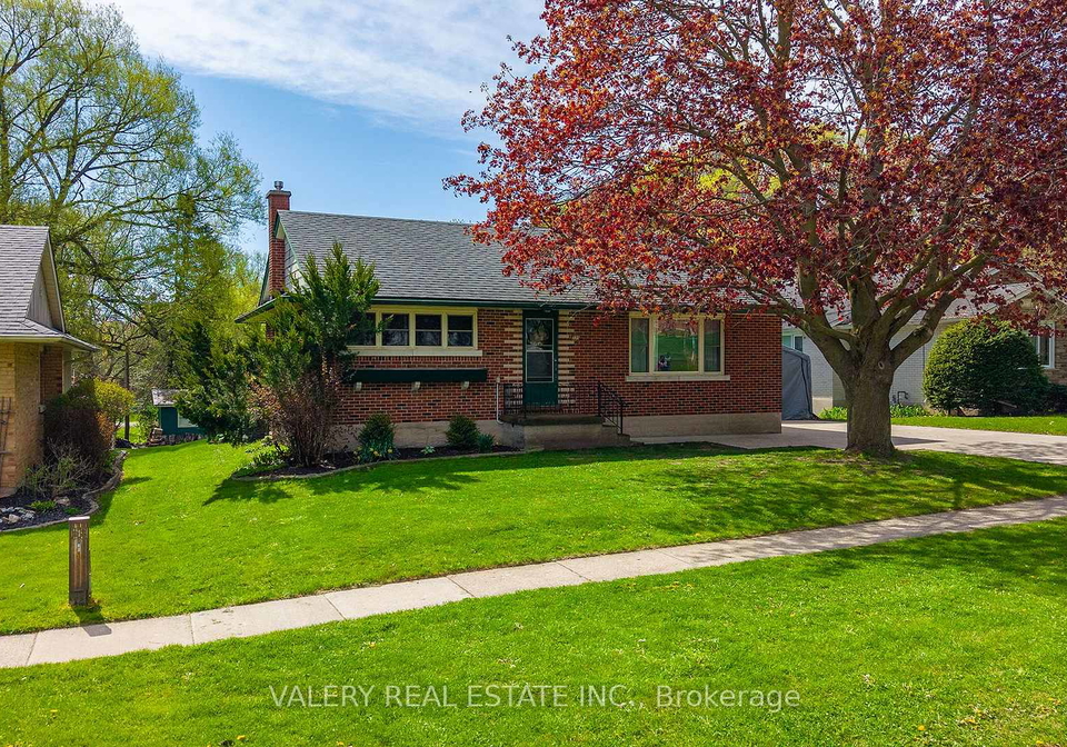 325-grandview-avenue-wilmot-ontario-x13131956