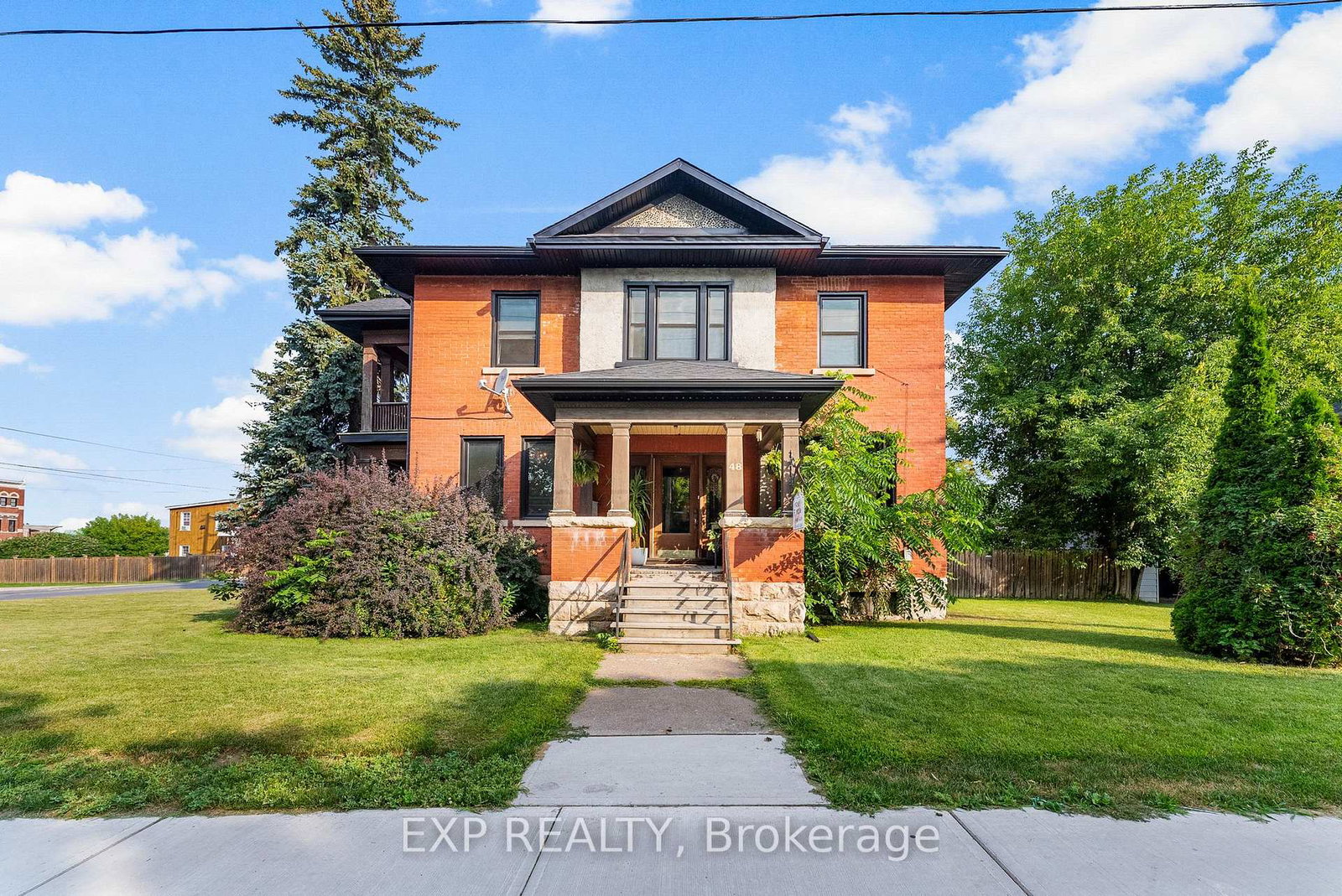 48-hall-avenue-e-renfrew-ontario-x13131978