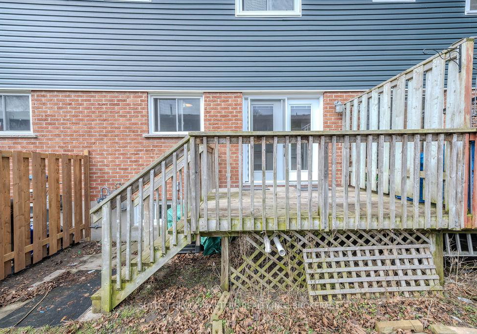 23-addington-street-loyalist-ontario-x13132126