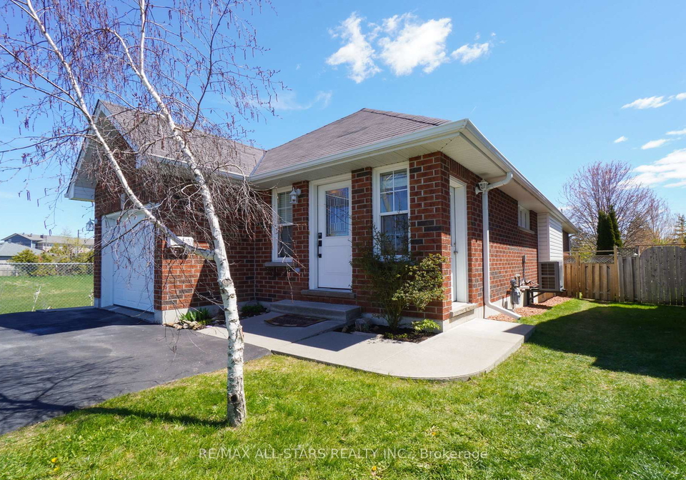 14-laurent-boulevard-kawartha-lakes-ontario-x13132198