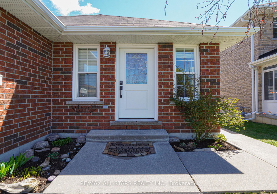 14-laurent-boulevard-kawartha-lakes-ontario-x13132198