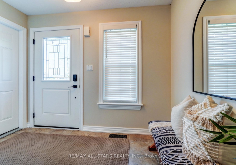 14-laurent-boulevard-kawartha-lakes-ontario-x13132198