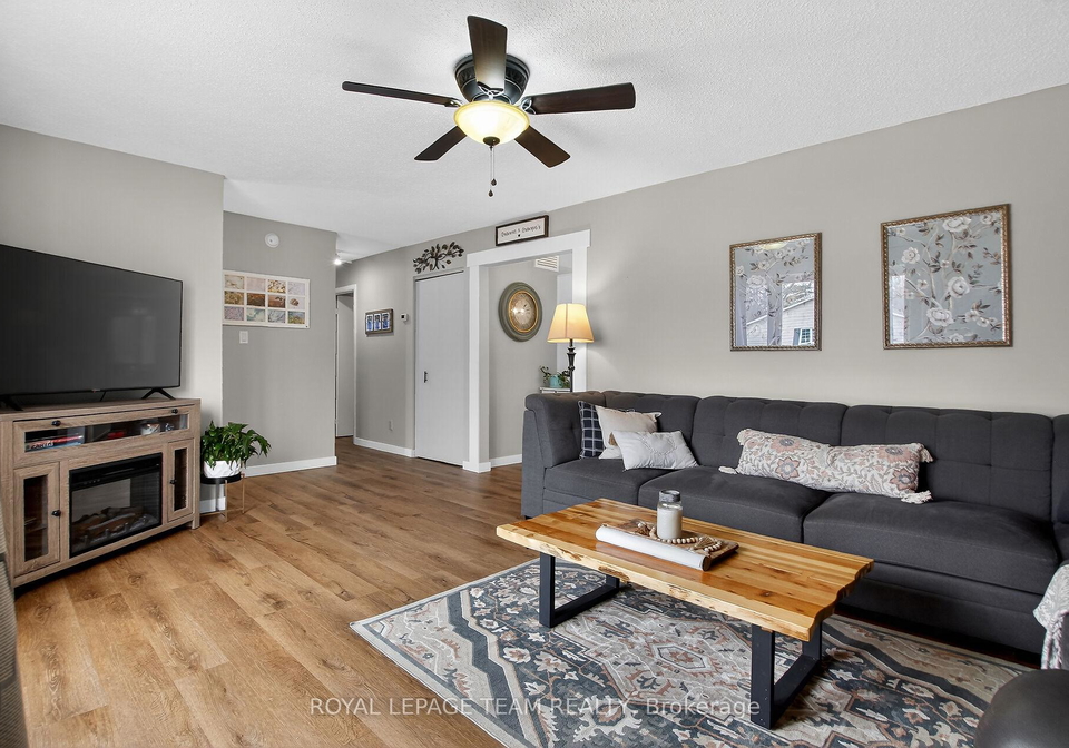 44-ballantrae-way-kanata-ontario-x13132334
