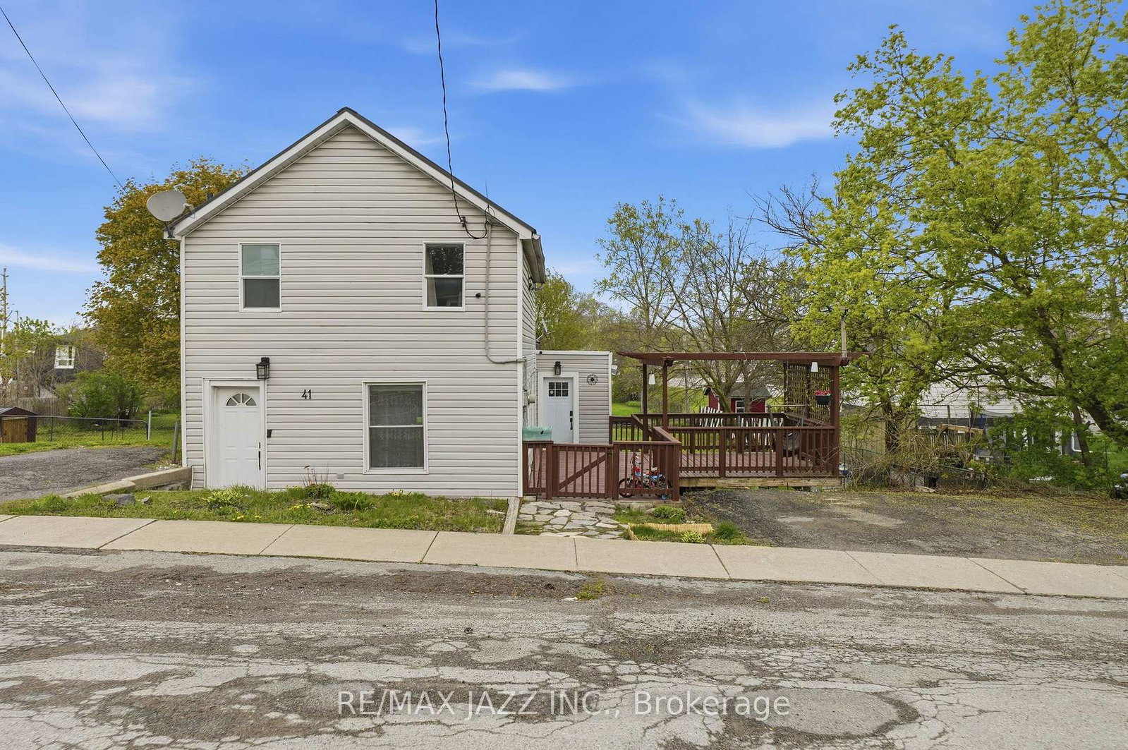 41-baldwin-street-belleville-ontario-x13132338