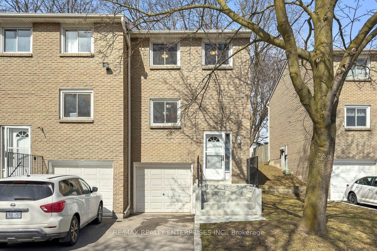 121-morgan-avenue-kitchener-ontario-x13132356