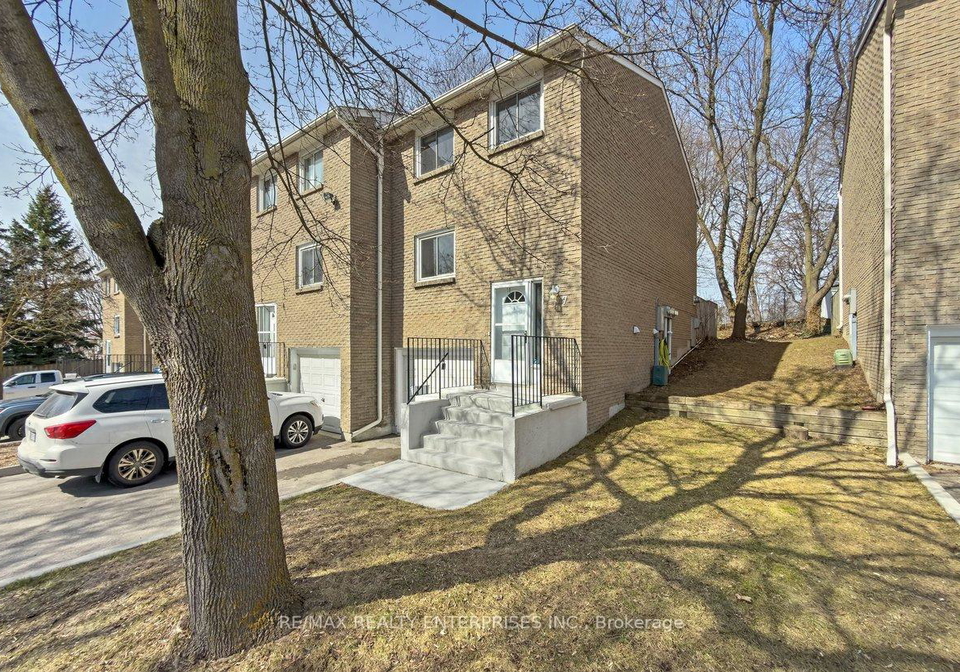 121-morgan-avenue-kitchener-ontario-x13132356