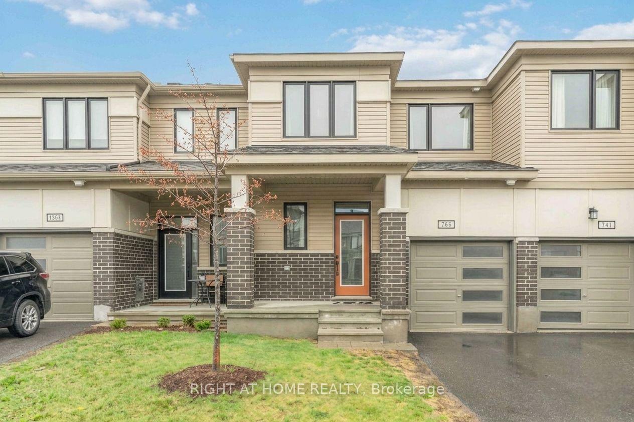 709-derreen-avenue-ottawa-ontario-x13132390