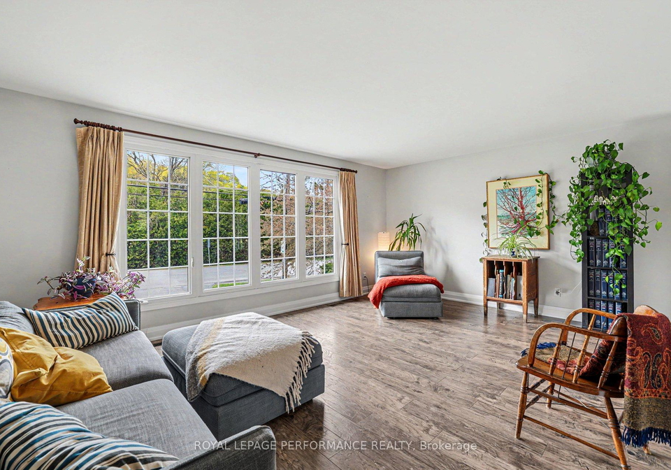26-delong-drive-ottawa-ontario-x13132416
