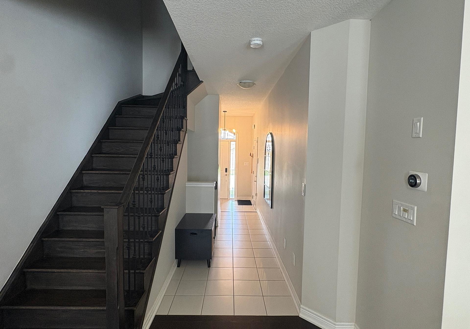 7-sonoma-valley-crescent-hamilton-ontario-x13132446