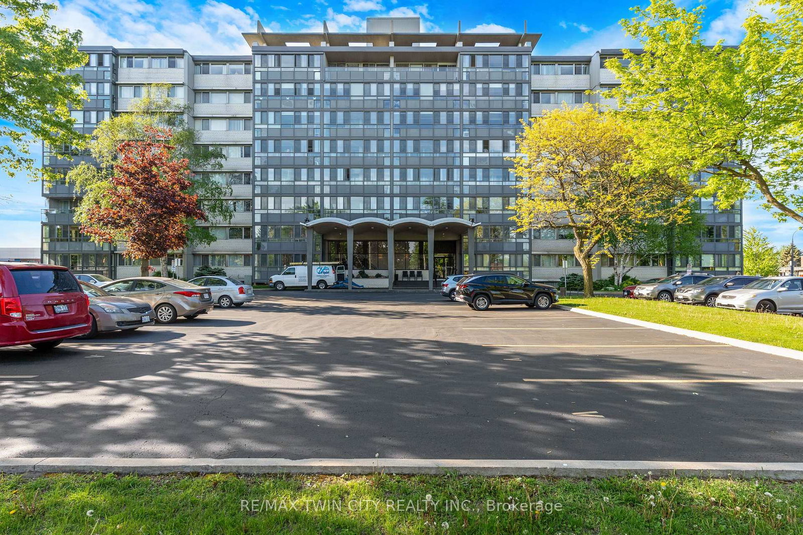 24-midland-drive-kitchener-ontario-x13132540