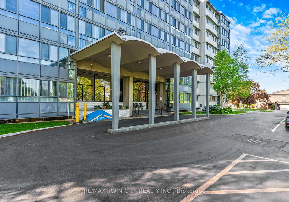 24-midland-drive-kitchener-ontario-x13132540