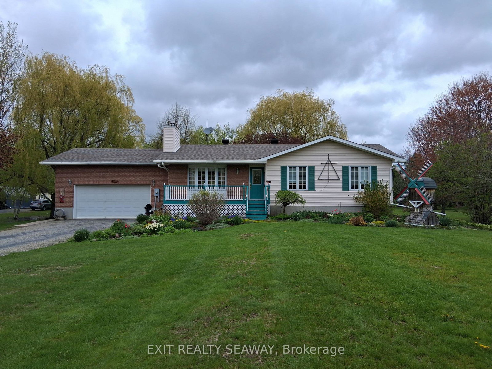 4557-carman-road-n-south-dundas-ontario-x13132612