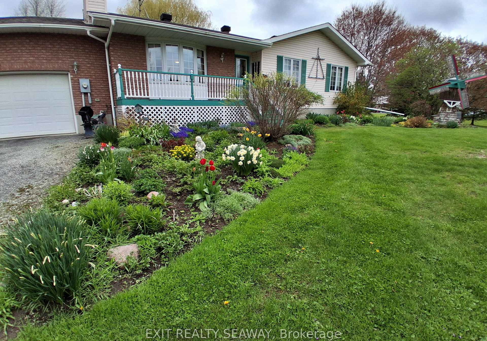 4557-carman-road-n-south-dundas-ontario-x13132612