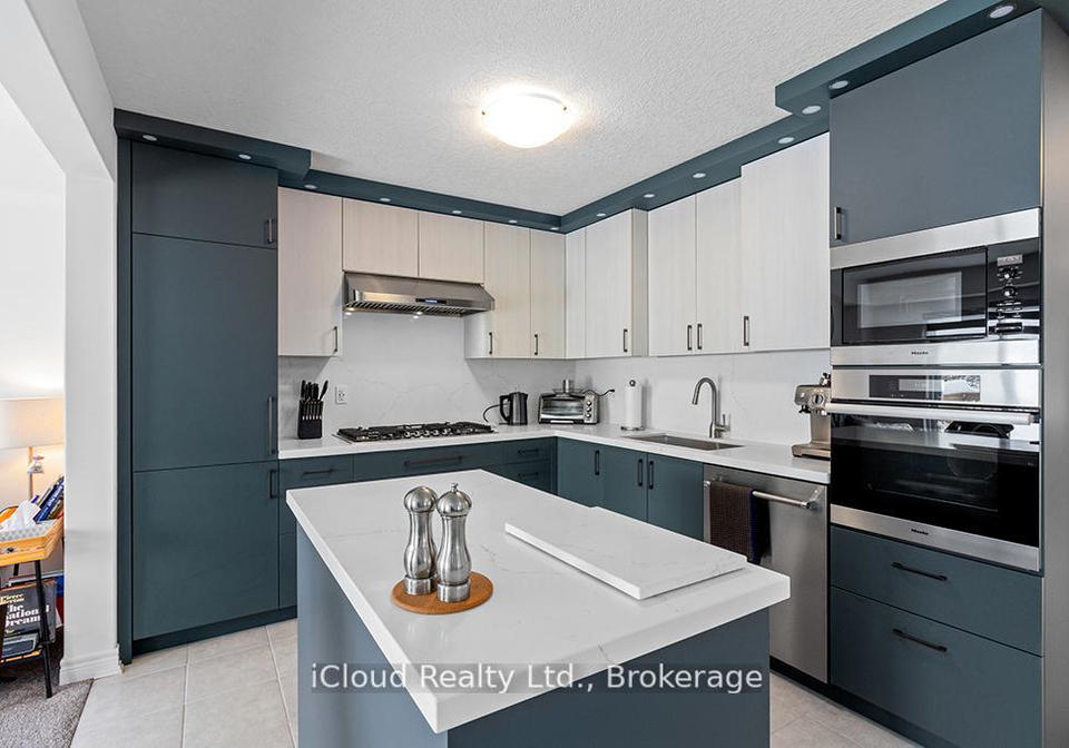 120-stonebrook-way-grey-highlands-ontario-x13132716