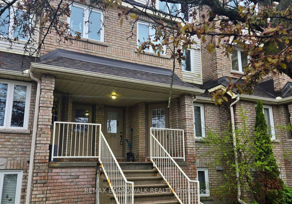 219-briston-private-ottawa-ontario-x13132878
