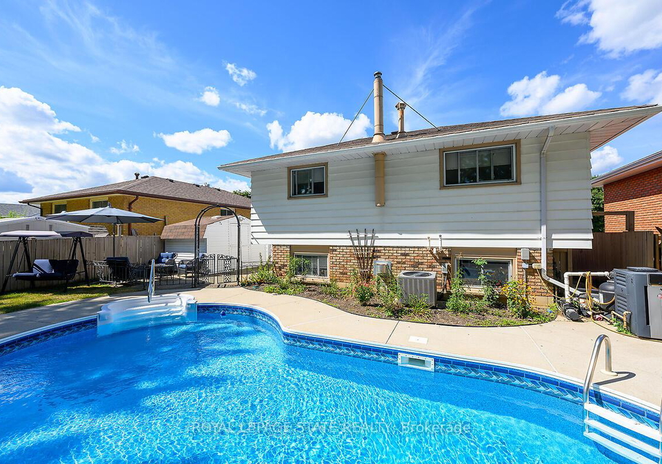 24-oxford-street-brantford-ontario-x13132920
