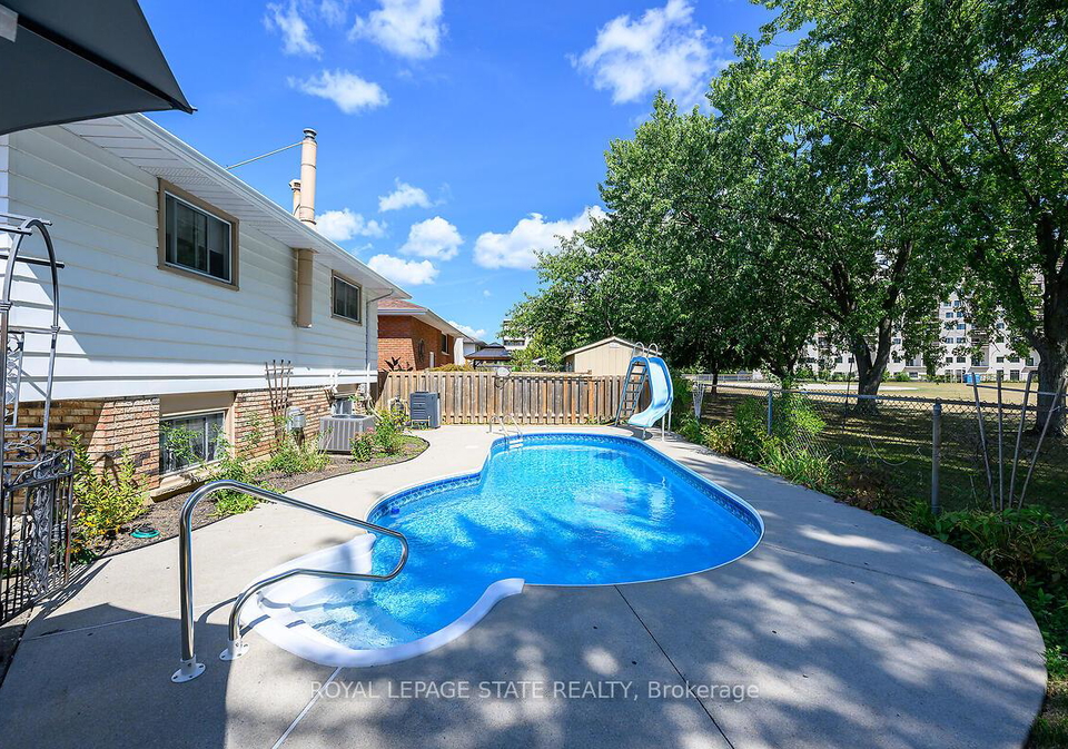 24-oxford-street-brantford-ontario-x13132920