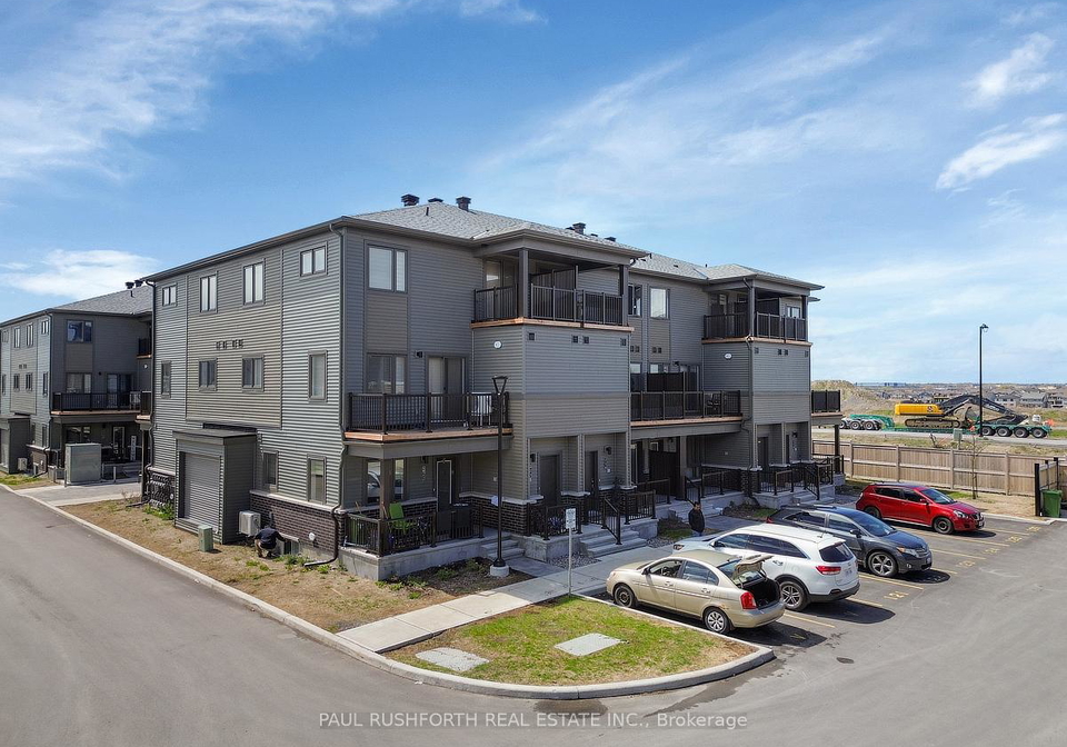 218-parnian-private-ottawa-ontario-x13133032