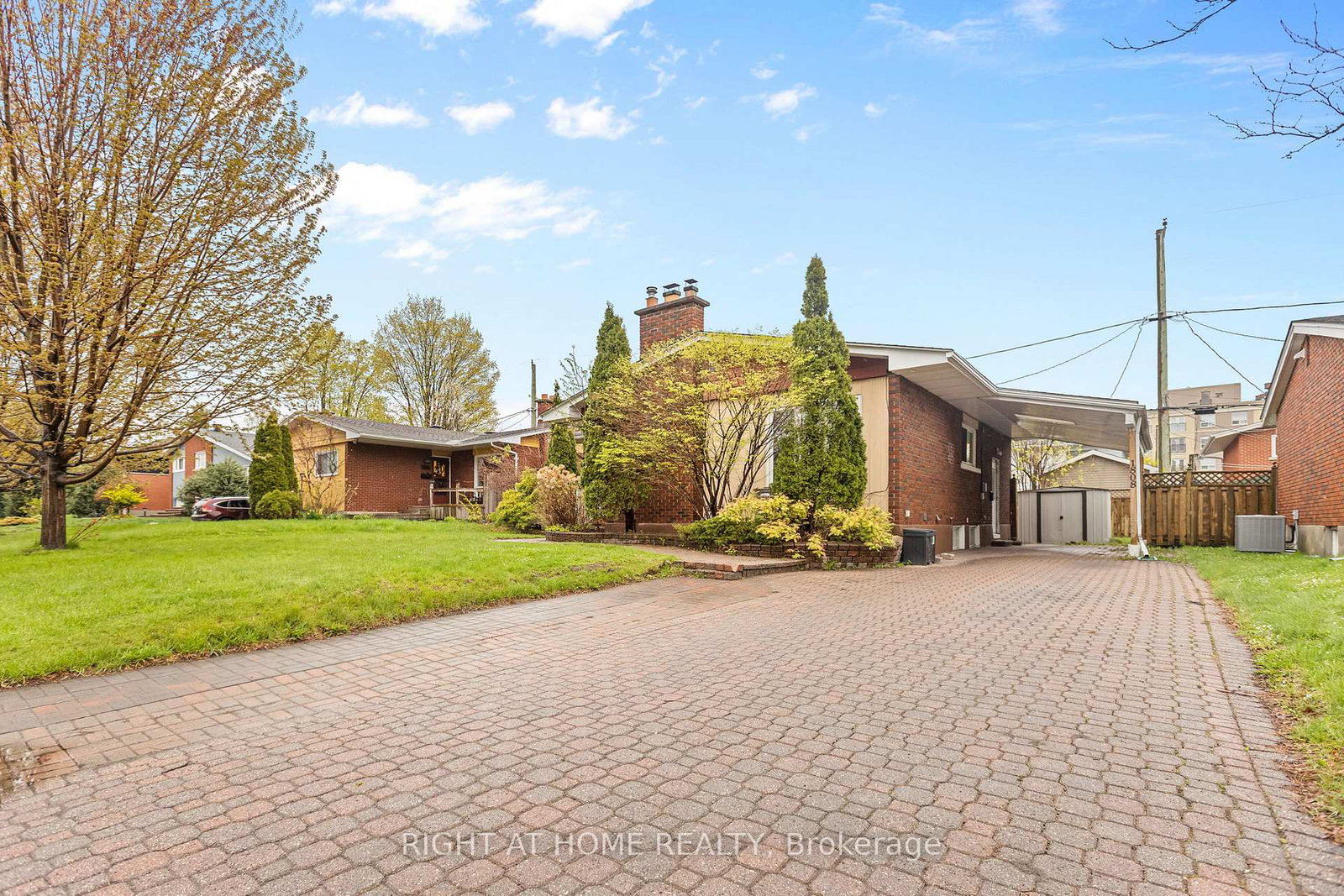 1808-gilbert-avenue-ottawa-ontario-x13133058