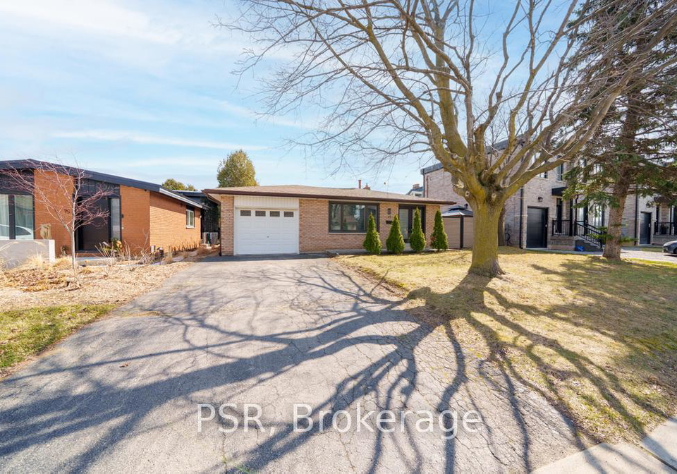 19-glen-forest-drive-hamilton-ontario-x13133090