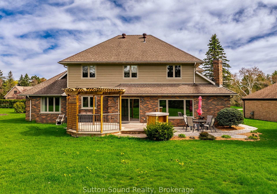 345-beechwood-drive-georgian-bluffs-ontario-x13133170