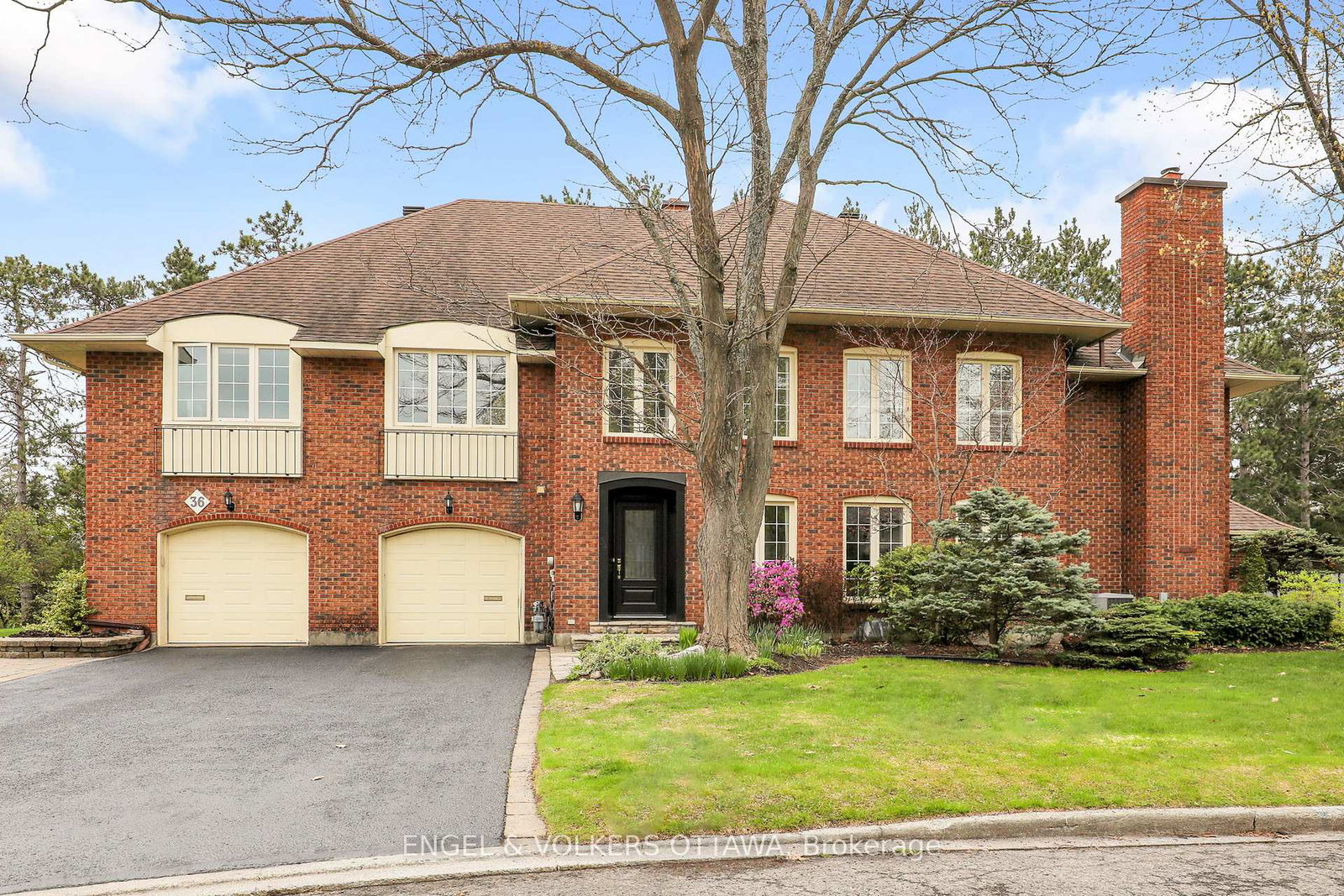 34-chatsworth-crescent-ottawa-ontario-x13133176