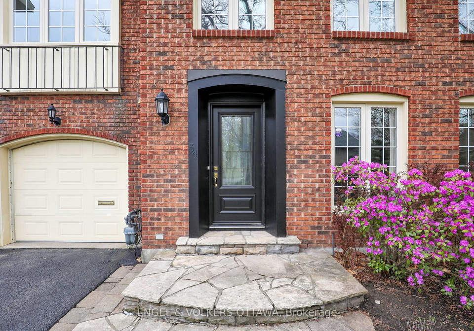 34-chatsworth-crescent-ottawa-ontario-x13133176