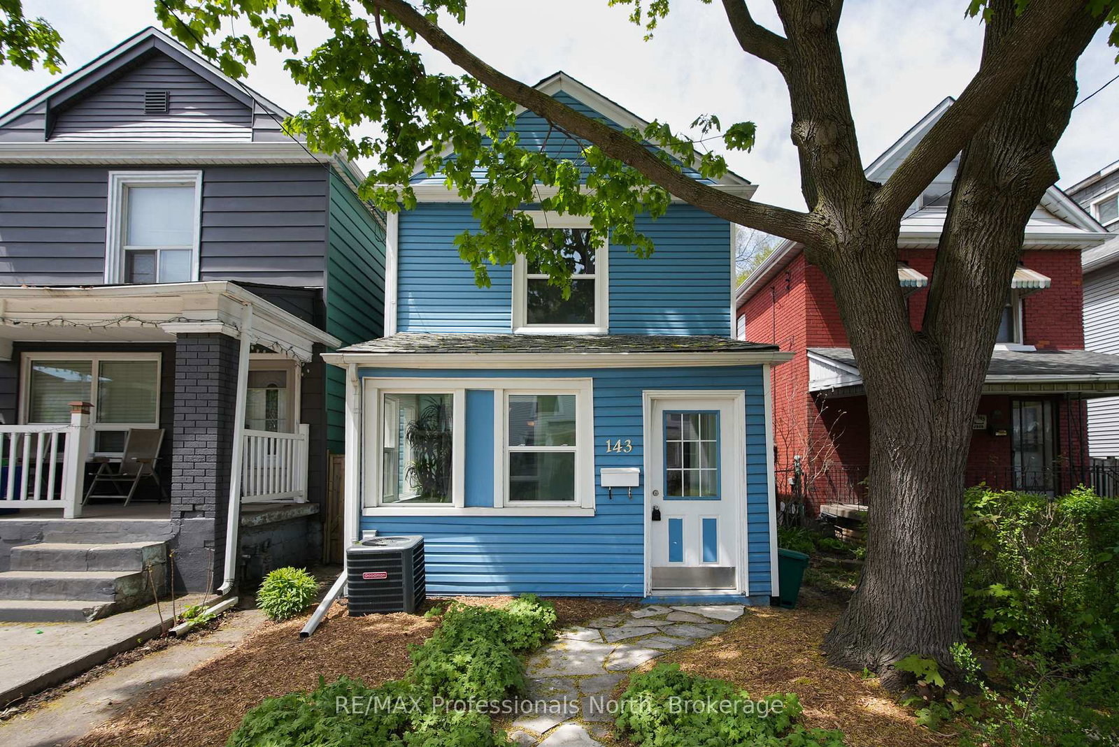 143-barnesdale-avenue-n-hamilton-ontario-x13133228