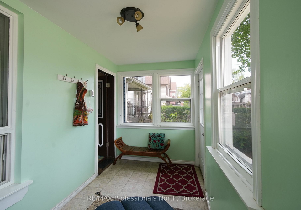 143-barnesdale-avenue-n-hamilton-ontario-x13133228
